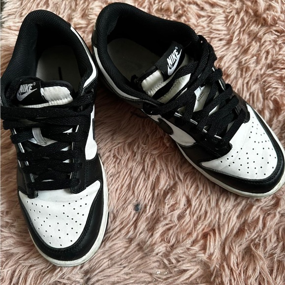 Nike dunks - Picture 2 of 4